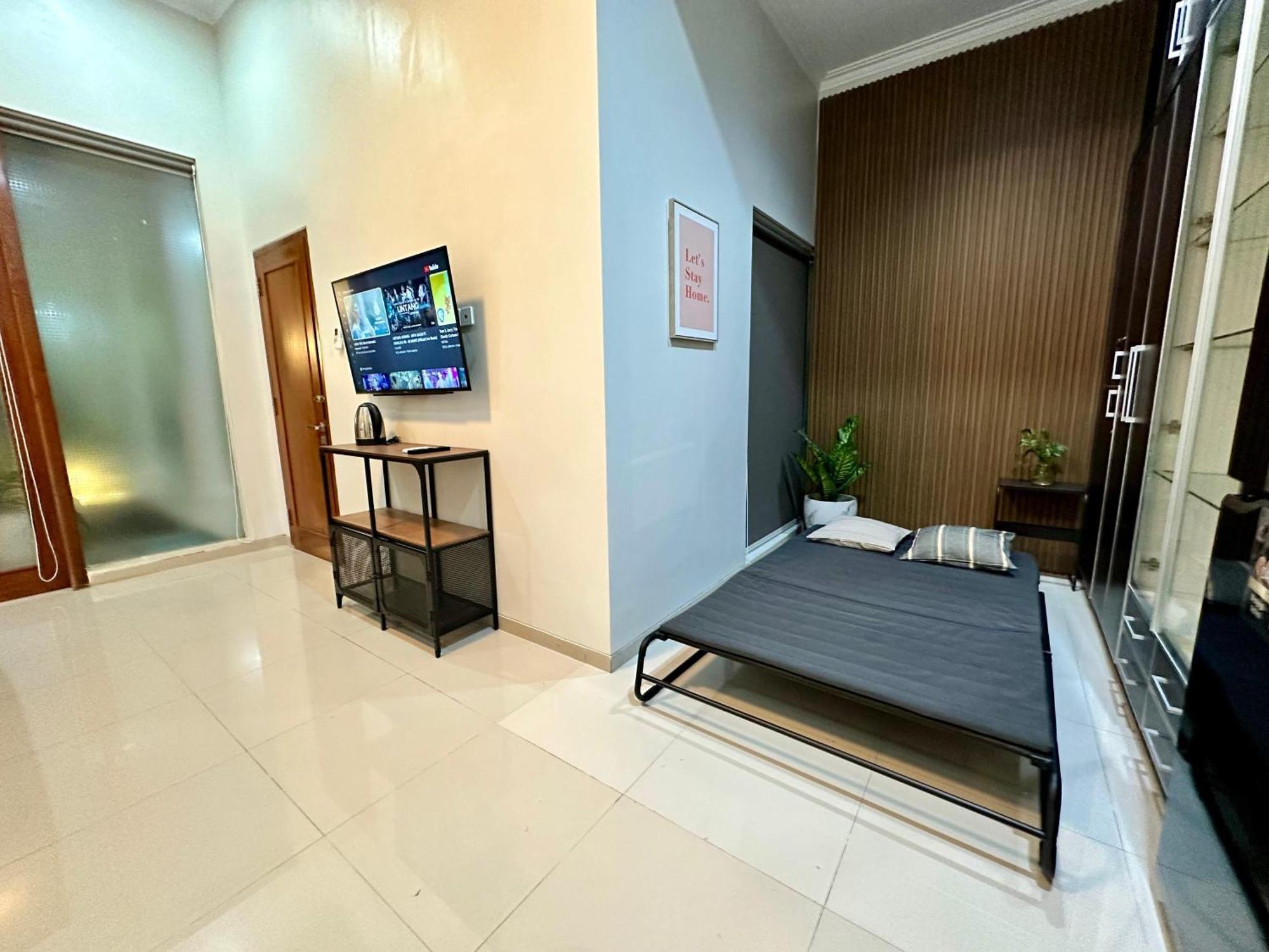 Kejayan Cendhani Raras Gallery מראה חיצוני תמונה